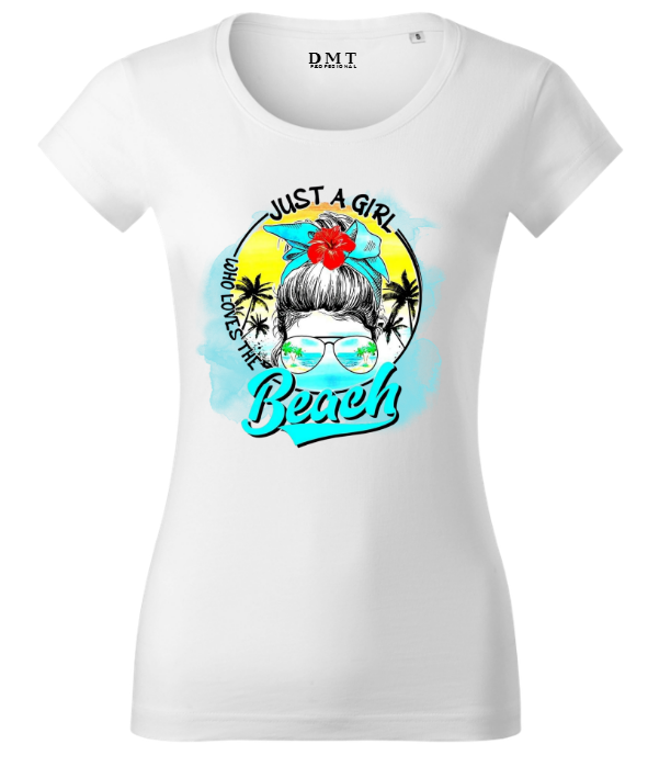 Tricou Damă Fitted Imprimeu "Just A Girl Who Loves The Beach" – Alb